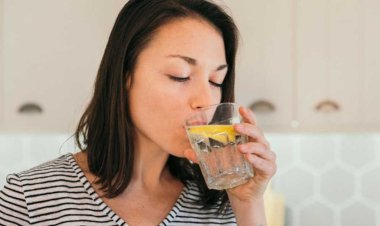 5 benefits of lemon water