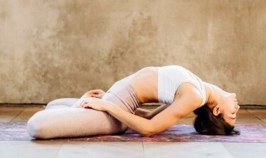 8 Yoga Asanas to Reduce Hair Fall Naturally