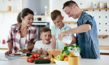 Teach Your Kids Healthy Eating Habits