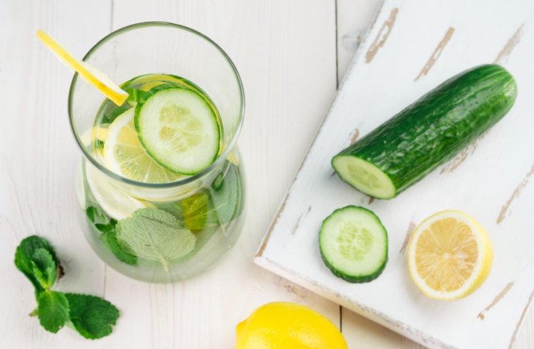 7 Benefits of Cucumber Water