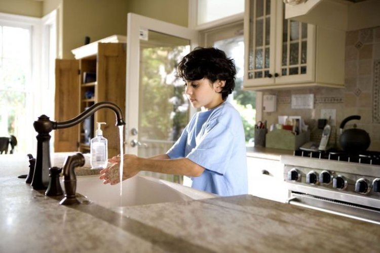 Handwashing: A Healthy Habit in the Kitchen