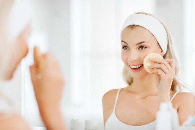 8 Benefits of Using Day Cream in Your Face Care Routine